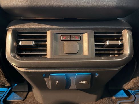 Used 2021 Ford F150 Lariat w/ Equipment Group 502A High image 23