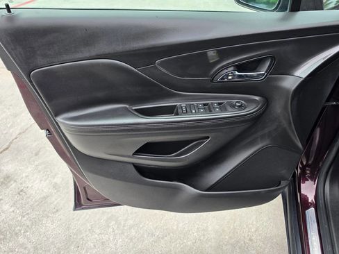 Used 2018 Buick Encore Preferred FWD image 18