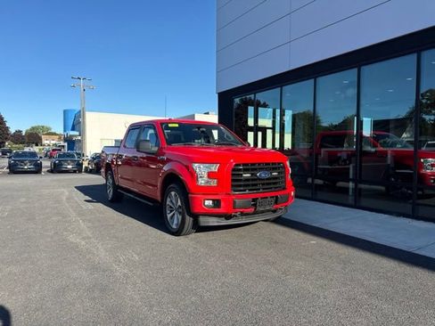Used 2017 Ford F150 XL w/ Equipment Group 101A Mid AWD/4WD image 1