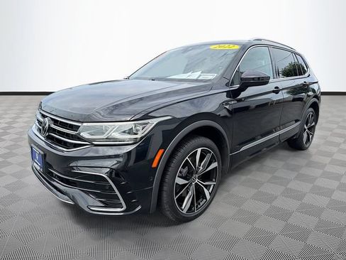 Used 2022 Volkswagen Tiguan SEL R-Line AWD/4WD image 3