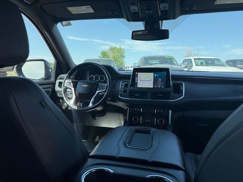 Used 2021 Chevrolet Suburban LT AWD/4WD image 24