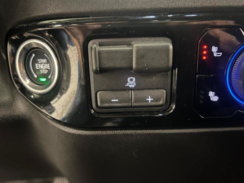 Used 2026 Chevrolet Silverado 1500 LT AWD/4WD image 49