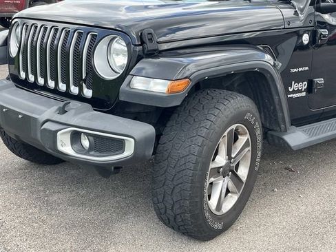 Used 2021 Jeep Wrangler Unlimited Sahara AWD/4WD image 9