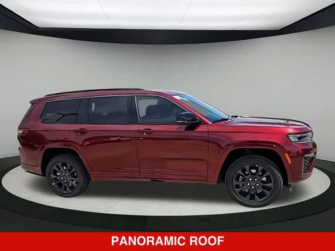 New 2026 Jeep Grand Cherokee L Limited AWD/4WD image 9
