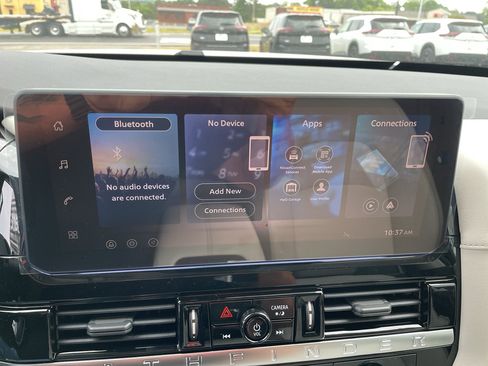 New 2026 Nissan Pathfinder SL FWD image 15
