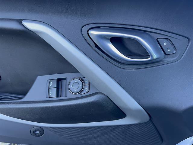 Used 2024 Chevrolet Camaro LT RWD image 13