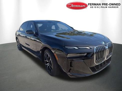 Certified 2024 BMW 750e xDrive AWD/4WD image 1