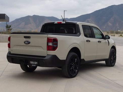 Used 2025 Ford Maverick XLT w/ XLT Luxury Package AWD/4WD image 4