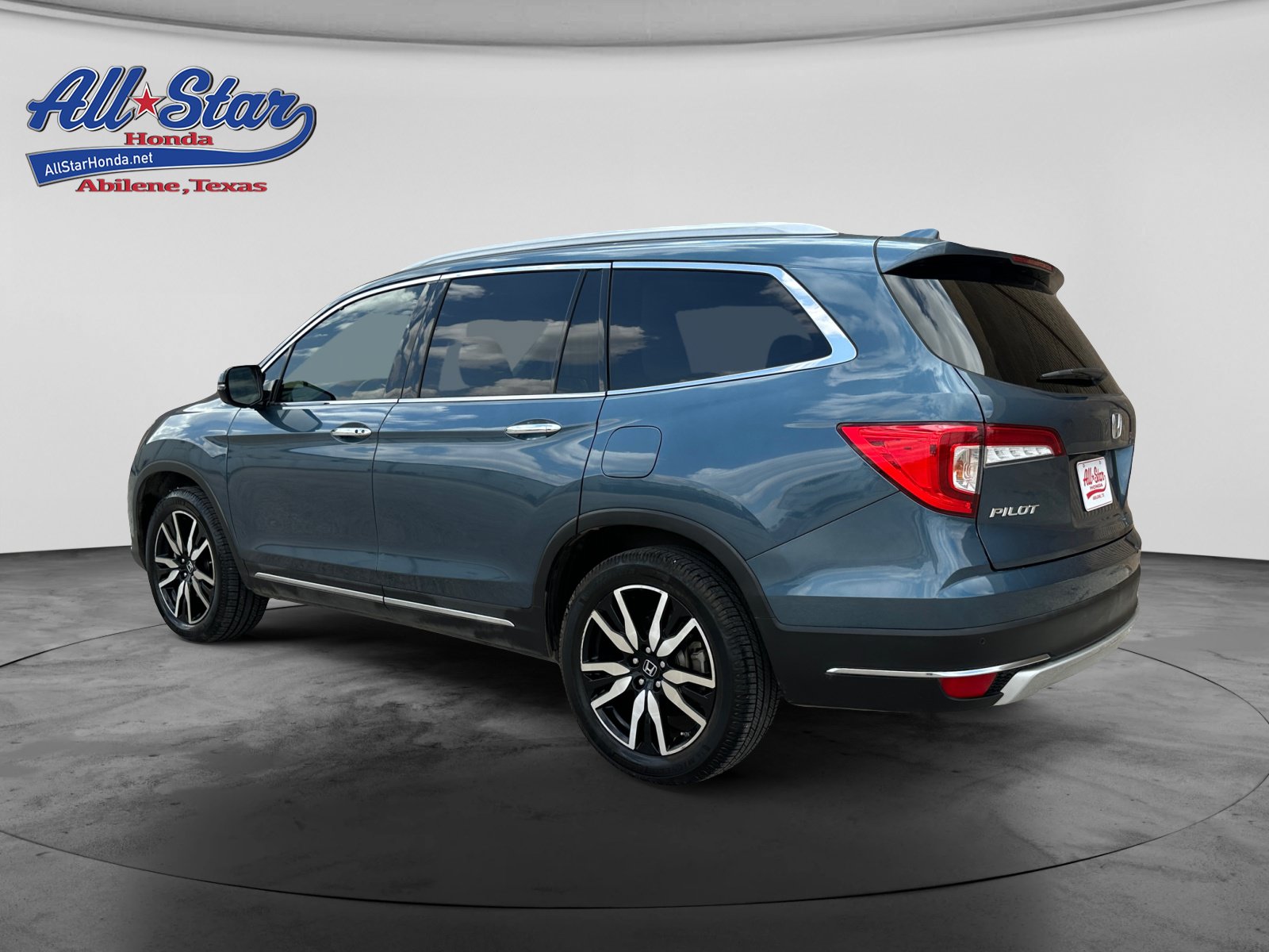 Used 2022 Honda Pilot Touring image 7