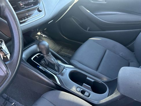 Used 2024 Toyota Corolla LE FWD image 18