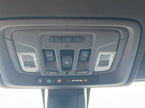 Used 2020 Chevrolet Silverado 2500 LTZ w/ LTZ Premium Package image 20