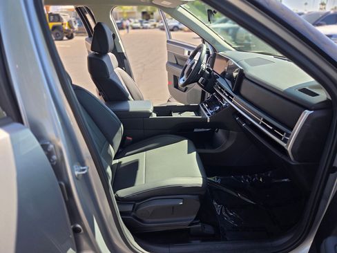 Certified 2025 Hyundai Santa Fe SEL image 22