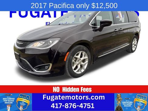 Used 2017 Chrysler Pacifica Touring-L Plus w/ Tire & Wheel Group image 1