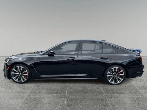 Used 2022 Cadillac CT5 V Blackwing w/ Parking Package RWD image 2