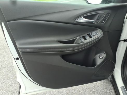 Certified 2023 Buick Encore GX Essence w/ Advanced Technology Package AWD/4WD image 20
