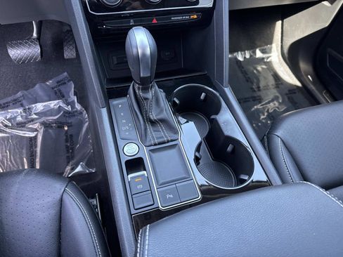 Used 2023 Volkswagen Atlas SE w/ Black Wheel Package image 26