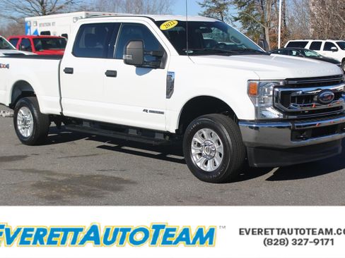 Used 2022 Ford F250 XLT image 1