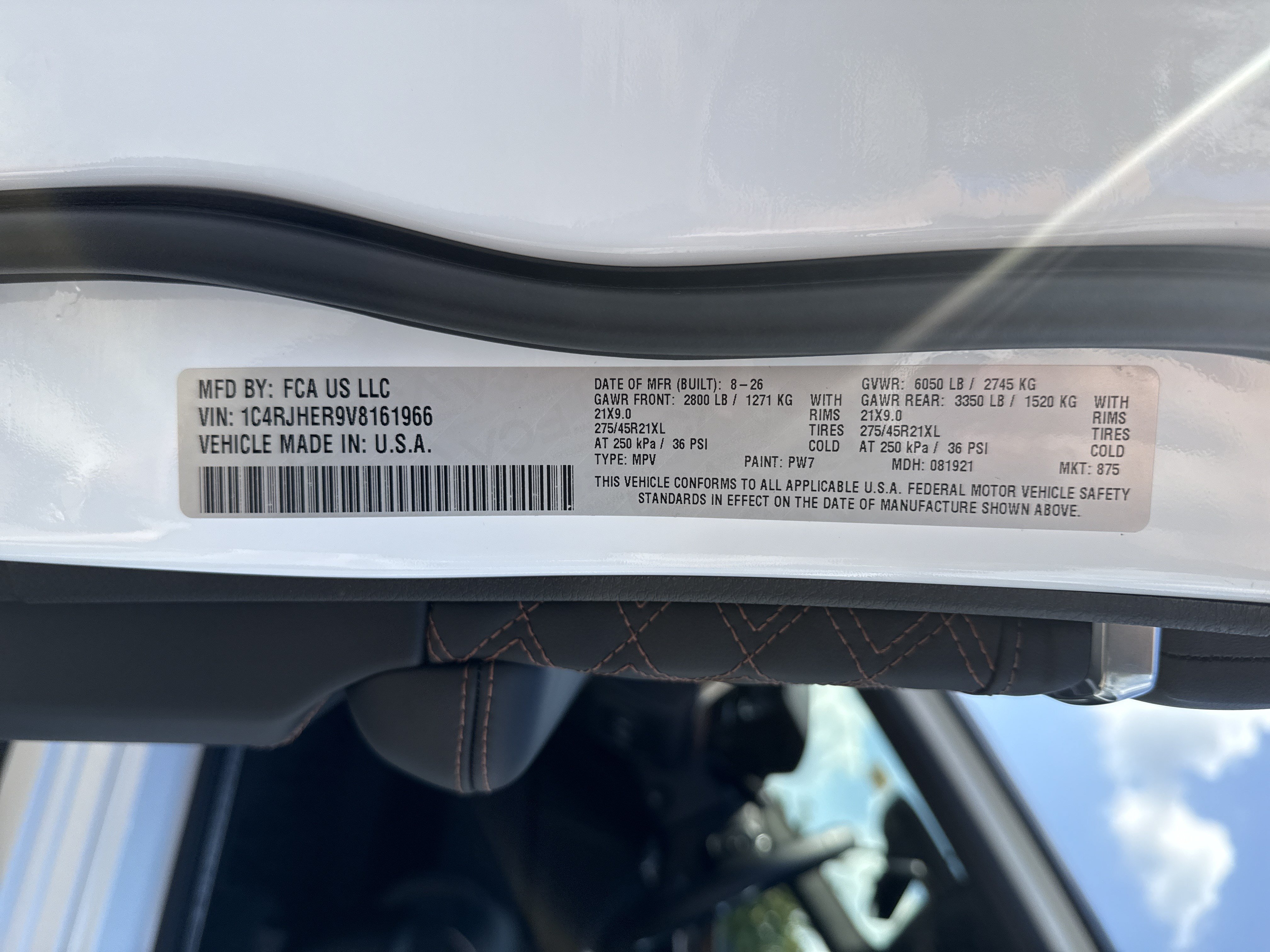 New 2027 Jeep Grand Cherokee Summit AWD/4WD image 32