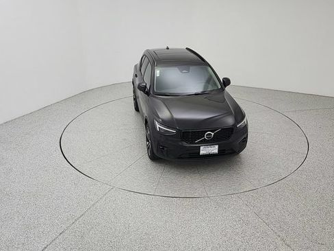 New 2026 Volvo XC40 B5 Ultra w/ Protection Package Premier AWD/4WD image 14