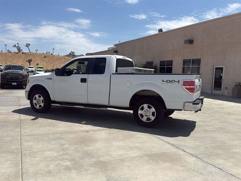 Used 2013 Ford F150 XLT w/ Mid Equipment Group AWD/4WD image 6