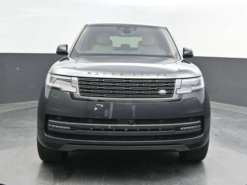 Used 2025 Land Rover Range Rover SE AWD/4WD image 10