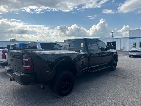 Used 2021 RAM 3500 Laramie w/ Night Edition AWD/4WD image 3