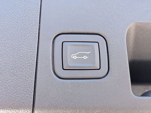 Certified 2025 Cadillac XT4 Premium Luxury FWD image 13