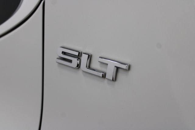 Used 2017 GMC Acadia SLT AWD/4WD image 10