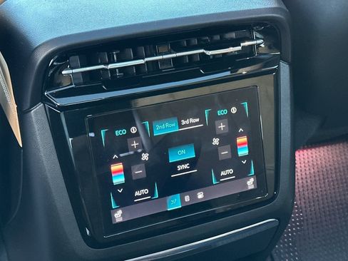 Used 2025 Cadillac Escalade IQ Sport 2 image 14