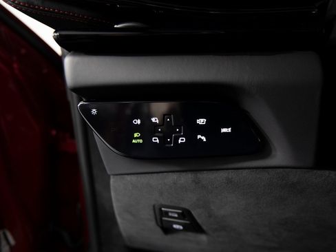 Used 2025 Ferrari Purosangue image 25