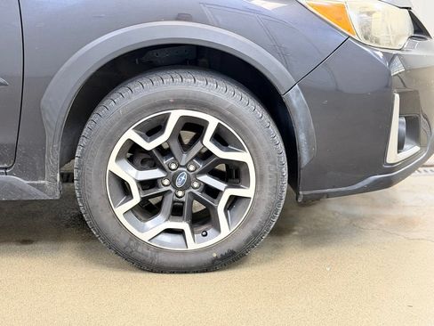 Used 2017 Subaru Crosstrek 2.0i Limited AWD/4WD image 4