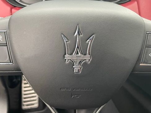 Used 2023 Maserati Ghibli Modena Q4 image 25