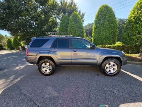 Used 2003 Toyota 4Runner SR5 image 6