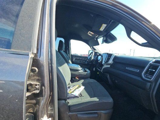 Used 2025 RAM 2500 Big Horn AWD/4WD image 13