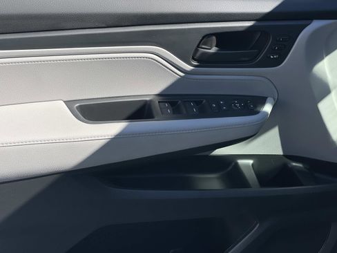 Certified 2023 Honda Odyssey EX-L image 13