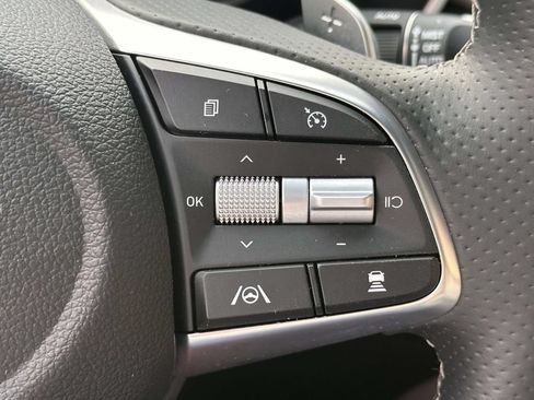Used 2023 Genesis G70 2.0T w/ Sport Prestige Package AWD/4WD image 27