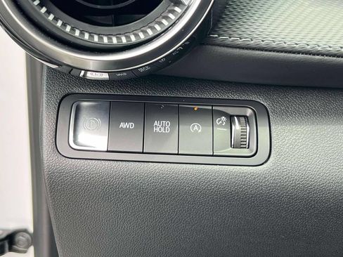 Used 2026 Chevrolet Equinox LT w/ Convenience Package II AWD/4WD image 19