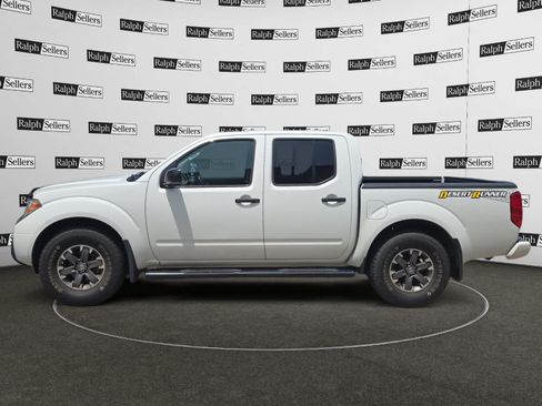 Used 2017 Nissan Frontier Desert Runner RWD image 3