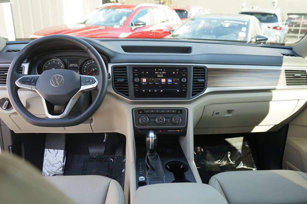 Used 2021 Volkswagen Atlas SE FWD image 21