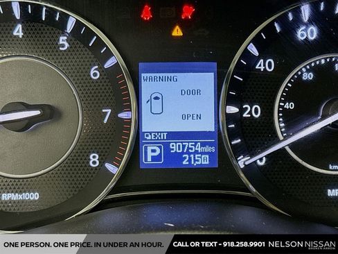 Used 2019 Nissan Armada Platinum w/ Captain's Chairs Package image 12