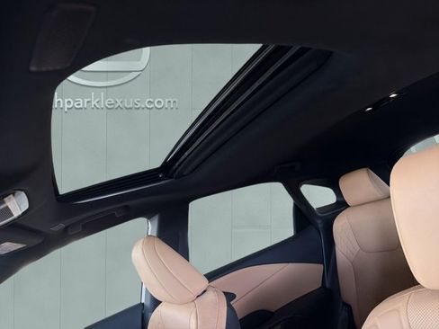 Certified 2025 Lexus RX 350 Premium w/ Convenience Package FWD image 22