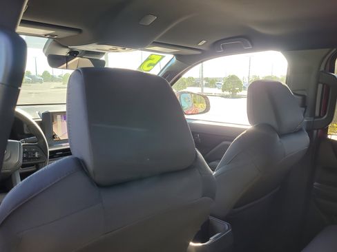 Certified 2025 Toyota Tacoma SR5 image 16