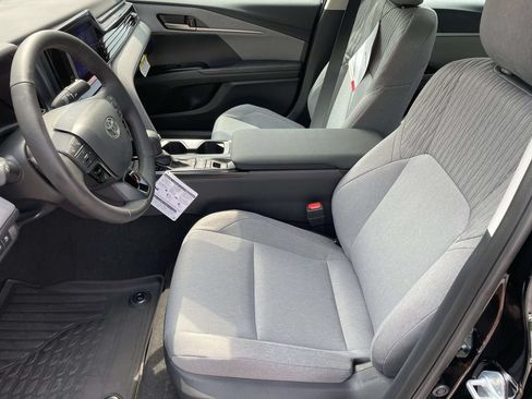 Used 2026 Toyota Camry LE w/ Convenience Package FWD image 13