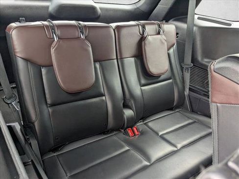 Used 2021 Ford Explorer Platinum w/ Equipment Group 601A image 21