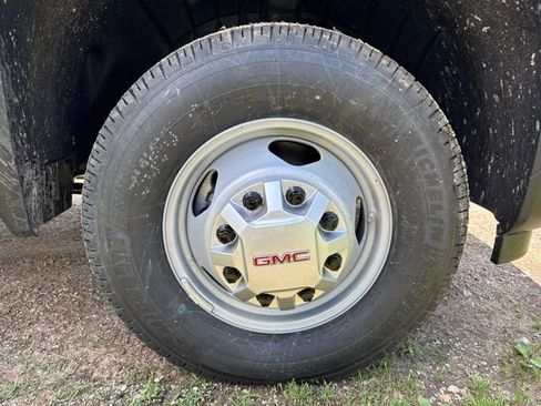 New 2026 GMC Sierra 3500 Pro w/ Convenience Package AWD/4WD image 25