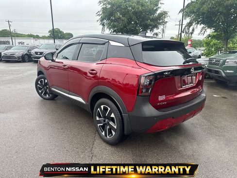 Used 2025 Nissan Kicks SV w/ Illumination Package AWD/4WD image 7