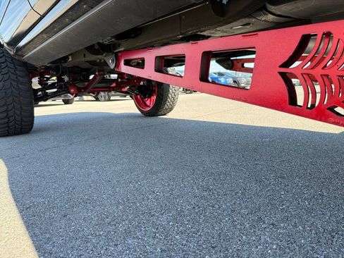 Used 2018 Chevrolet Silverado 1500 LT w/ All Star Edition AWD/4WD image 27