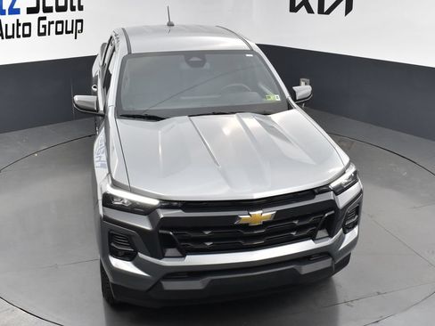 Used 2024 Chevrolet Colorado LT w/ LT Convenience Package III AWD/4WD image 16