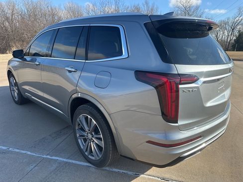 Certified 2025 Cadillac XT6 Premium Luxury w/ Technology Package image 3