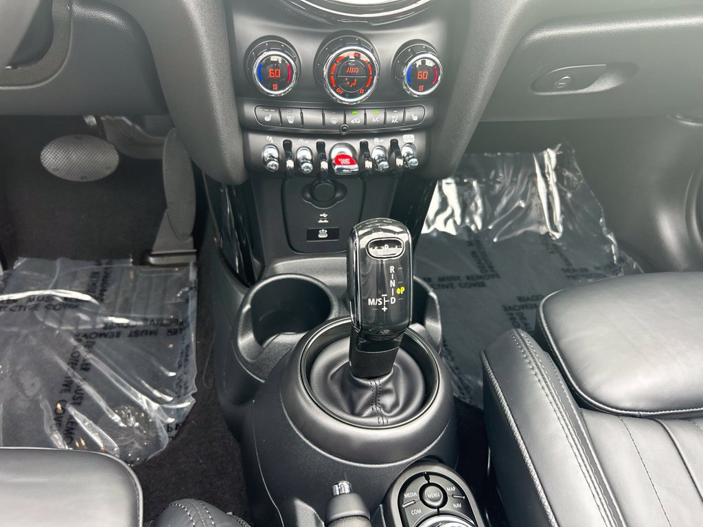 Used 2024 MINI Cooper S w/ Seaside Edition FWD image 19